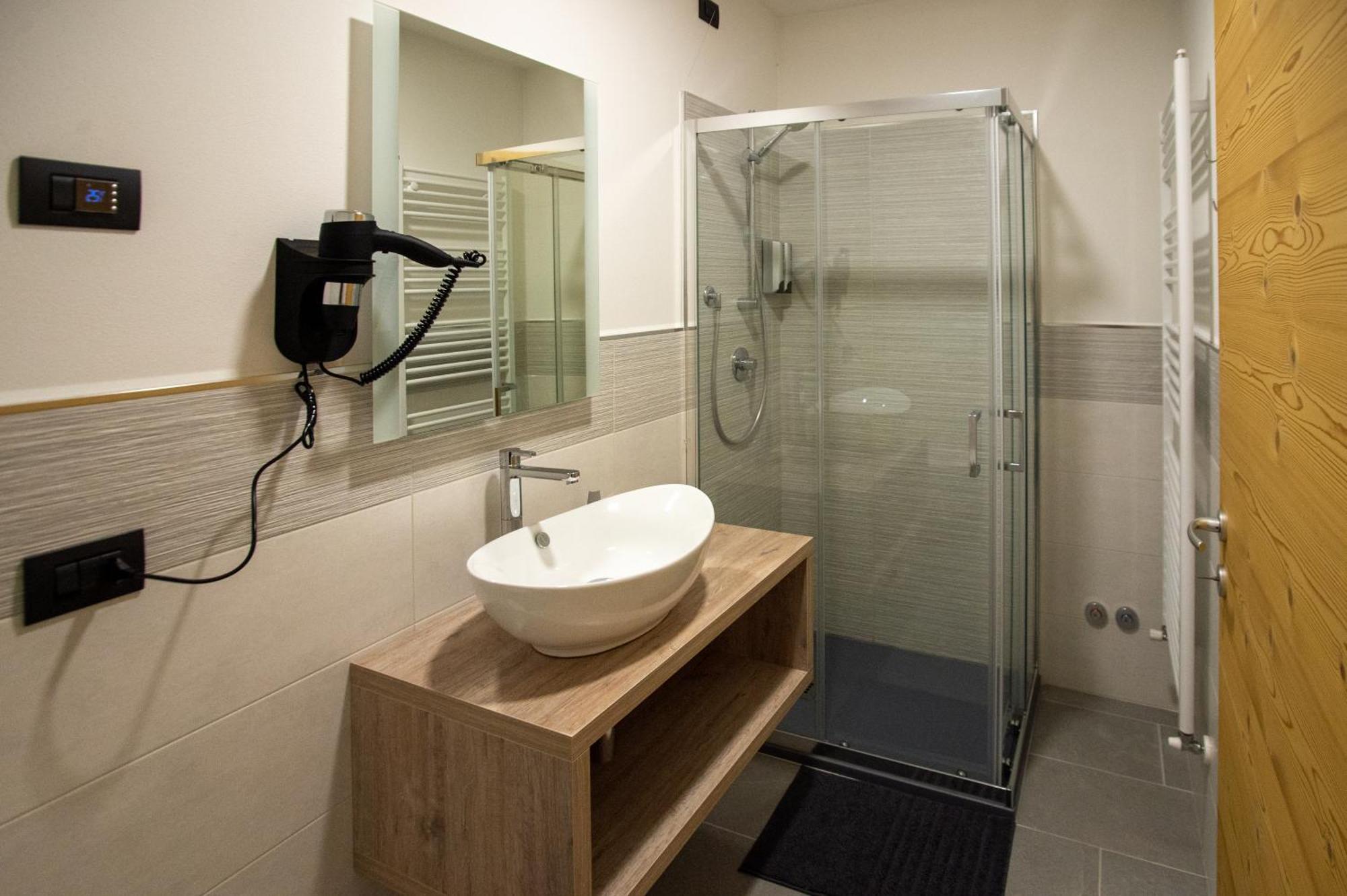La Lesivera Bed And Breakfast Tione di Trento Luaran gambar