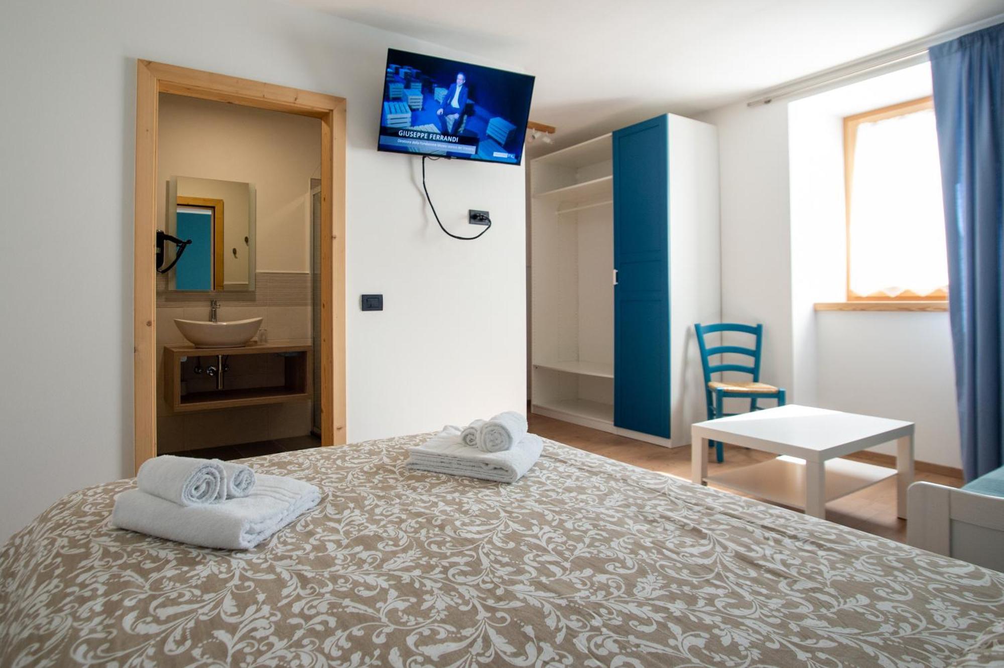 La Lesivera Bed And Breakfast Tione di Trento Luaran gambar