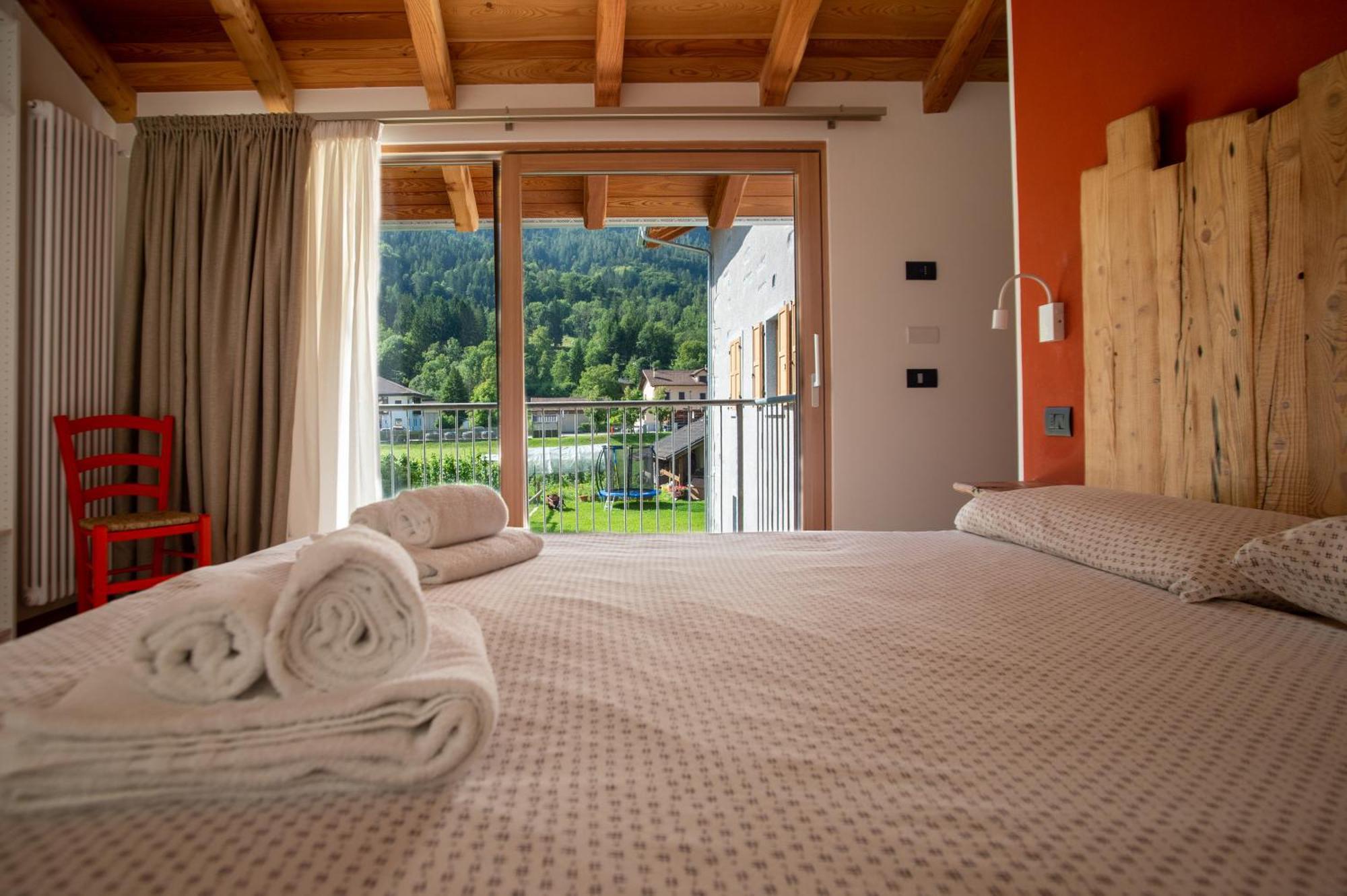 La Lesivera Bed And Breakfast Tione di Trento Luaran gambar